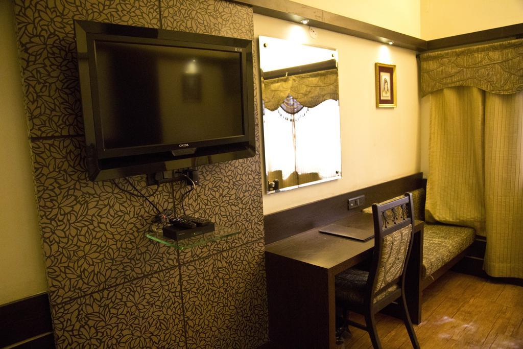 The Rajshahi Palace Hotel Indore Esterno foto
