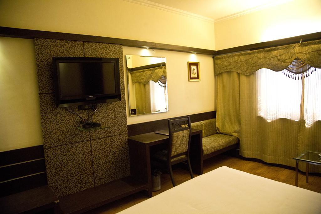 The Rajshahi Palace Hotel Indore Camera foto
